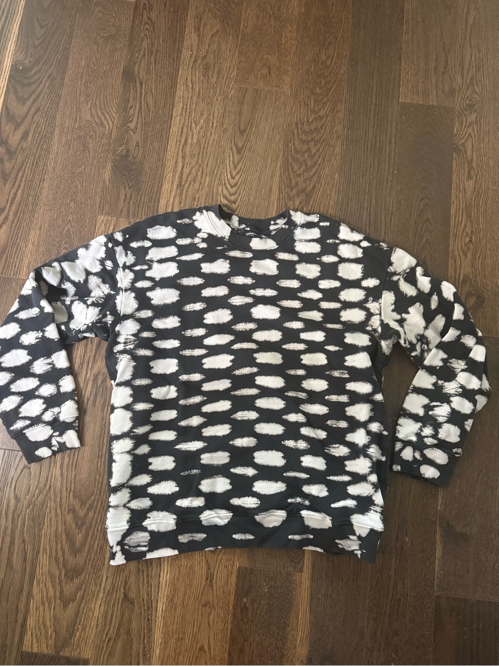 Raquel Allegra Black & White Long-Sleeve Crewneck Sweatshirt